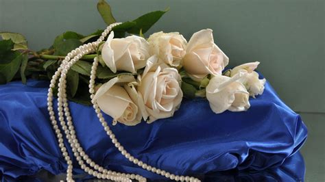 Download wallpaper 1920x1080 roses, flowers, bouquet, pearls, beads ...