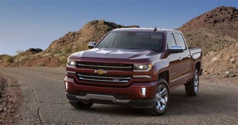 A Look at the 2016 Chevy Silverado's Best-in-Class Engines | Car Life Nation