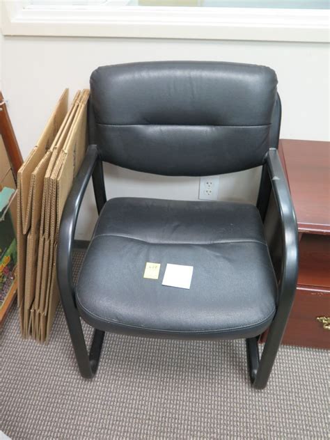 Pair: Black Faux Leather Waiting Room Chairs - Oahu Auctions