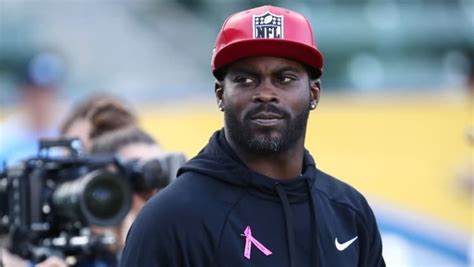 What Is.Former NFL Player, Michael Vick Doing Now? Know His Blissful Married Life