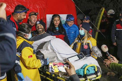 American Mark Dickey rescued after more than week in Turkish cave