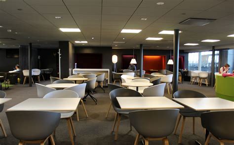 Review: Aspire Lounge, Helsinki Vantaa Airport | MorePremium.com