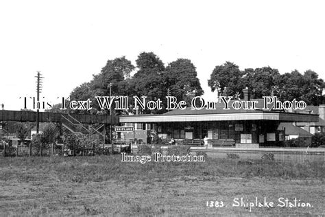 OX 492 - Shiplake Railway Station, Oxfordshire – JB Archive