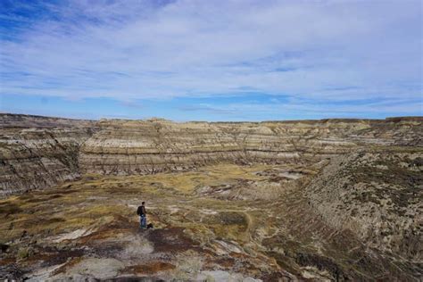 The Best Travel Guide to the Alberta Badlands - Must Do Canada