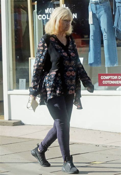 Judy Finnigan weight loss: Richard Madeley wife debuts new look | Daily Star