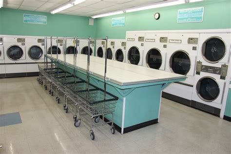 large-folding-table-from-front-wall - SuperClean Laundromats