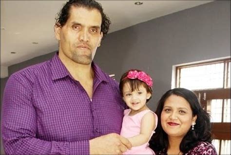 Meet WWE superstar 'The Great Khali' and his family