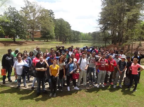 High School Students Tour Colleges with Phipps Neighborhoods - Phipps