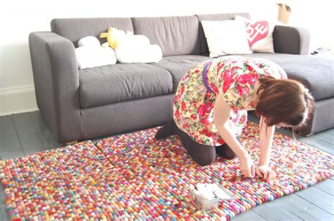 26 Super Easy DIY Rug Tutorials For Your Home