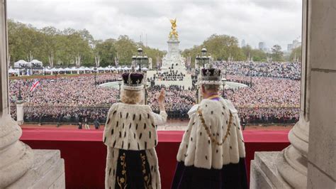 Royals parade back to Buckingham Palace after King Charles III ...