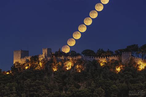 Harvest Moon Lunar Eclipse Thrills Skywatchers | Space