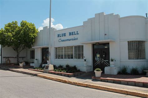 Blue Bell Creameries building in Brenham, Texas, built in 1935 : r ...