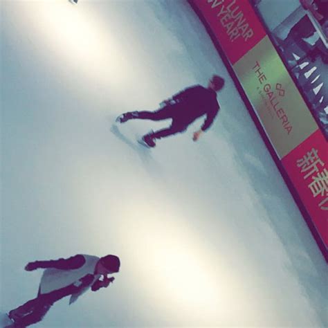 Galleria Mall Ice Rink - Skating Rink