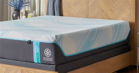 A Homebody's Tempur-Pedic Mattress Review