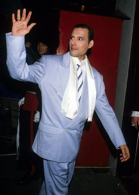 freddie mercury last public appearance feb 1990 | 1990s | Pinterest ...