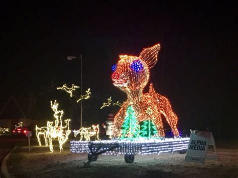 East Peoria Festival of Lights - 61 Photos - Festivals - 2200 E Washington St, East Peoria, IL ...