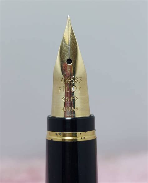 elabo_nib.jpg - FPN Image Albums - The Fountain Pen Network