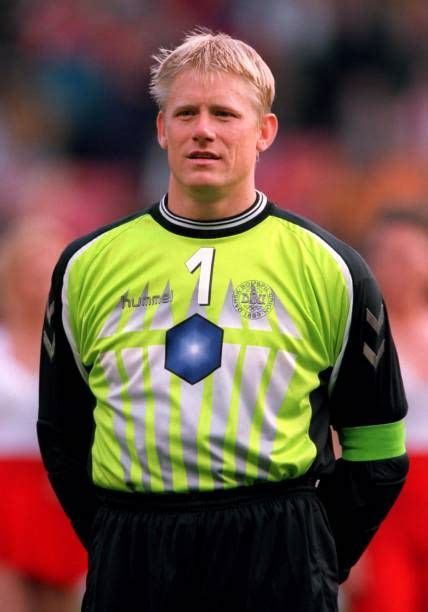 509 Peter Schmeichel Denmark Stock Photos, High-Res Pictures, and ...