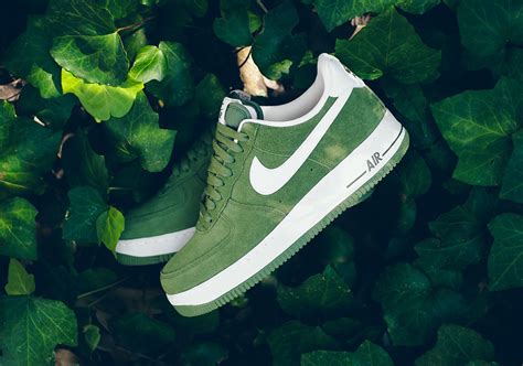 Nike Air Force 1 Low Palm Green Suede - Sneaker Bar Detroit