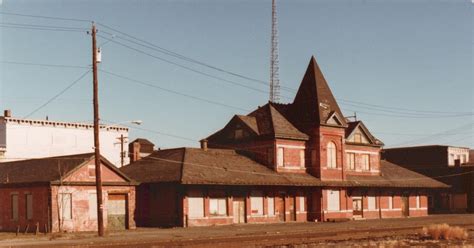 Train and Trolley Stations: Erie Lackawanna Station at Port Jervis, New York on November 16, 1980