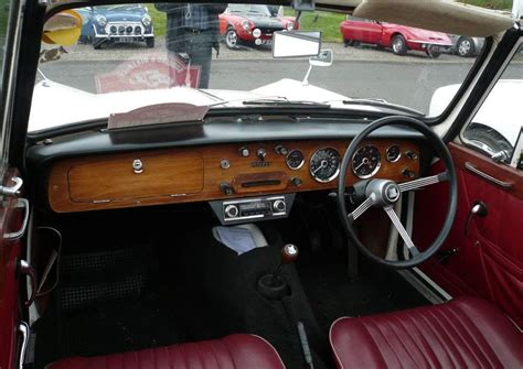 interior classic mini cooper Classic Car Show, Classic Mini, Classic ...