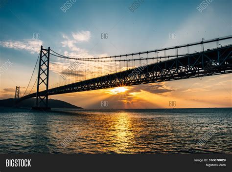 Akashi Kaikyo Bridge Image & Photo (Free Trial) | Bigstock