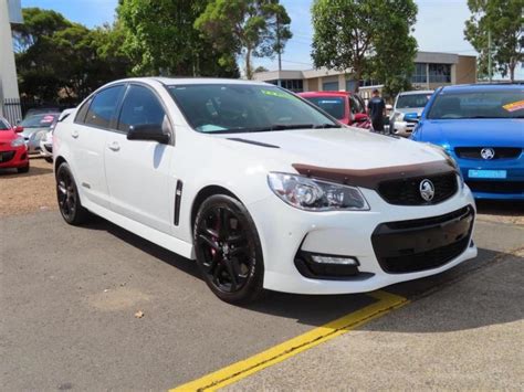 2017 HOLDEN COMMODORE VF SERIES II MANUAL SEDAN - JFFD4107418 - JUST CARS