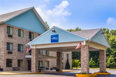 Baymont by Wyndham New Buffalo | New Buffalo, MI Hotels