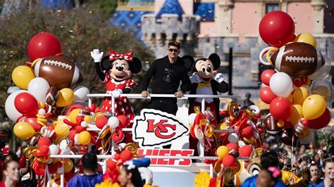 PHOTOS, VIDEO: Super Bowl LVIII MVP Patrick Mahomes Visits Disneyland ...