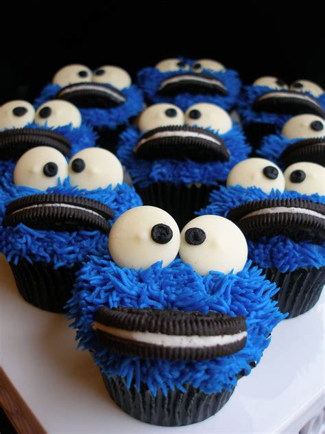 Image result for cookie monster cupcakes | Kakdekoration, Roliga ...