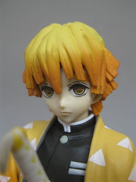 deSMOnd Collection: Banpresto "Zenitsu Agatsuma 我妻 善逸" Anime Figure