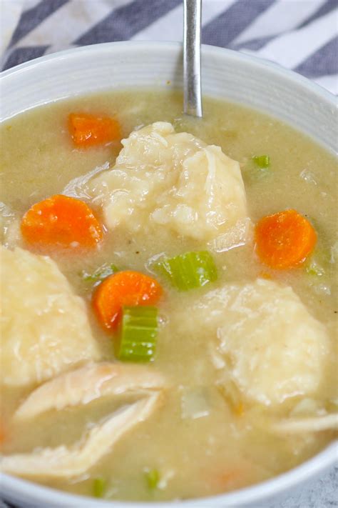 Easy Bisquick Chicken and Dumplings (30 Minutes!)