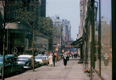 Radio City Music Hall - 49th Street - 1950s | New york pictures, New ...