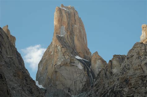 Poles Head to Trango's Nameless Tower » Explorersweb