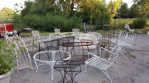 Gear Acres at Top of the Hill: Vintage Woodard Patio Furniture