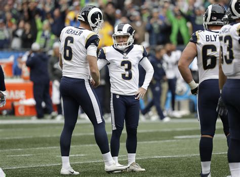 The Latest: NFL kickers struggle with 4 missed extra points