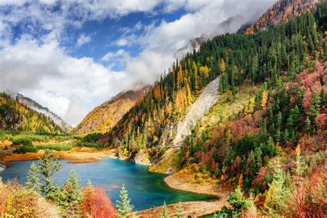 Top 20 Most Beautiful Places To Visit In China - GlobalGrasshopper