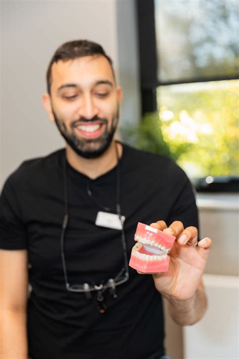 Dentures Bradford - Dentures Near Me - False Teeth Eccleshill