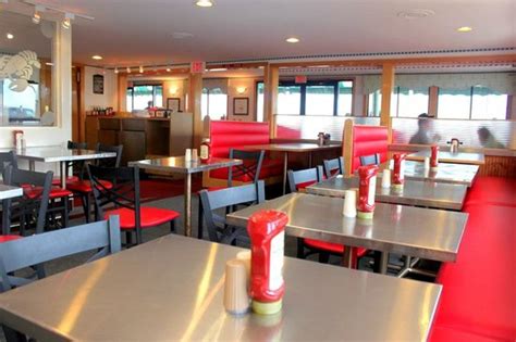 LOBSTER HUT, Plymouth - Updated 2024 Restaurant Reviews, Menu & Prices - Tripadvisor