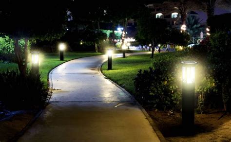 7 Considerations in Choosing The Best Solar Path Lights