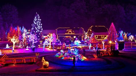 Christmas Lights Synced to Music - AMAZING! - YouTube