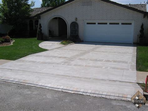 Driveway Brick Pattern