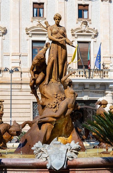 Diana Fountain and Arethusa with Alpheus Monument at Piazza Archimede Square on Ortigia Island ...