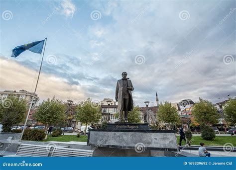 Statue Of Ibrahim Rugova In Pristina Editorial Photo | CartoonDealer ...