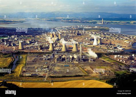 Grangemouth oil refinery Scotland Stock Photo - Alamy