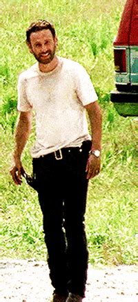 Rick Grimes GIF - Find & Share on GIPHY