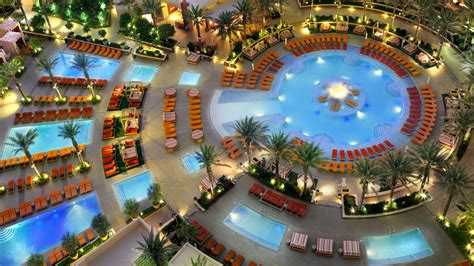 Best Las Vegas Hotels with Heated Pools [Updated 2023]