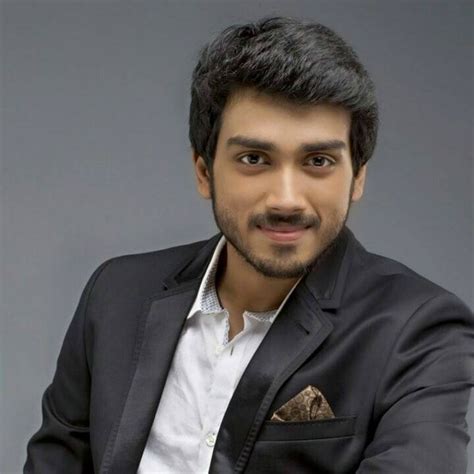 Kalidas Jayaram Handsome HD Wallpapers And Pictures - IndiaTelugu.Com