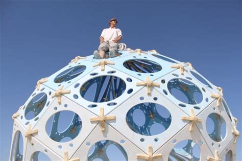 Scintillating CNC Zonahedral Structures: The Zome from Robert Bell