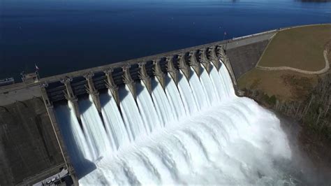 Lake Hartwell Dam water release - YouTube